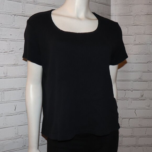 🖤🧵 St. John’s Bay Tee · Classic Black · Size L - Picture 1 of 5